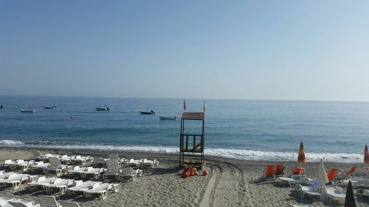 La Perla Jonica Hotel Bova Marina Ngoại thất bức ảnh